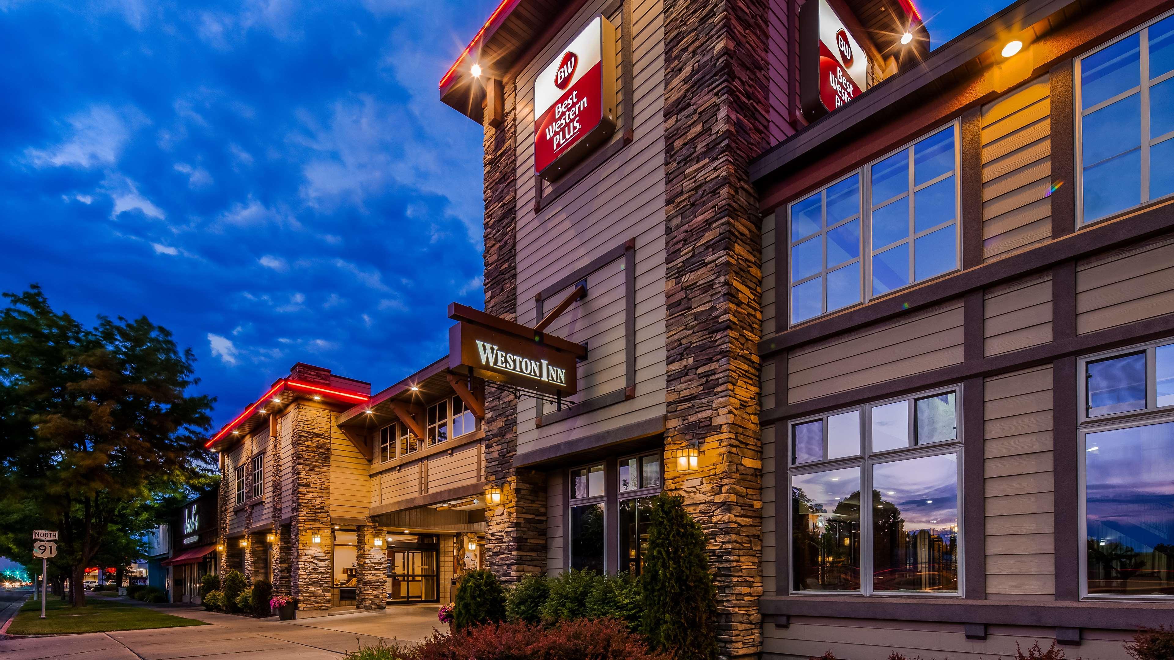 Best Western Plus Weston Inn Logan Bagian luar foto