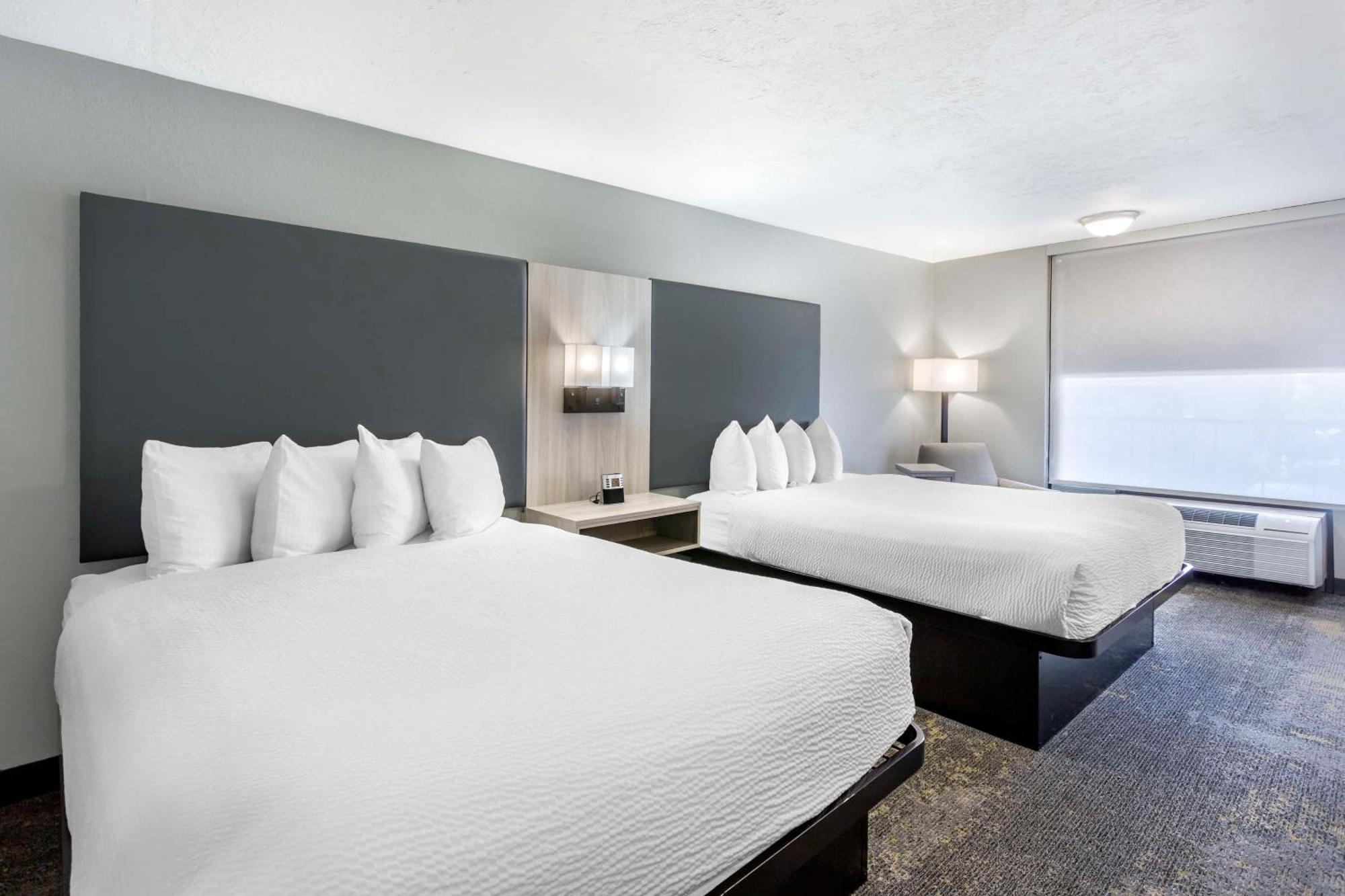 Best Western Plus Weston Inn Logan Bagian luar foto